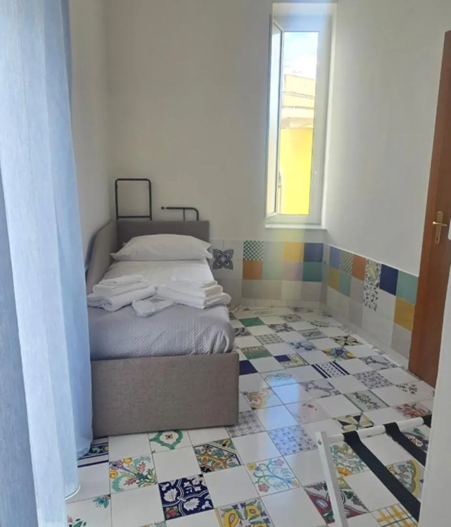 Lägenhetshotell Appartamenti La Dimora Di Parthenope Centro Storico Neapel