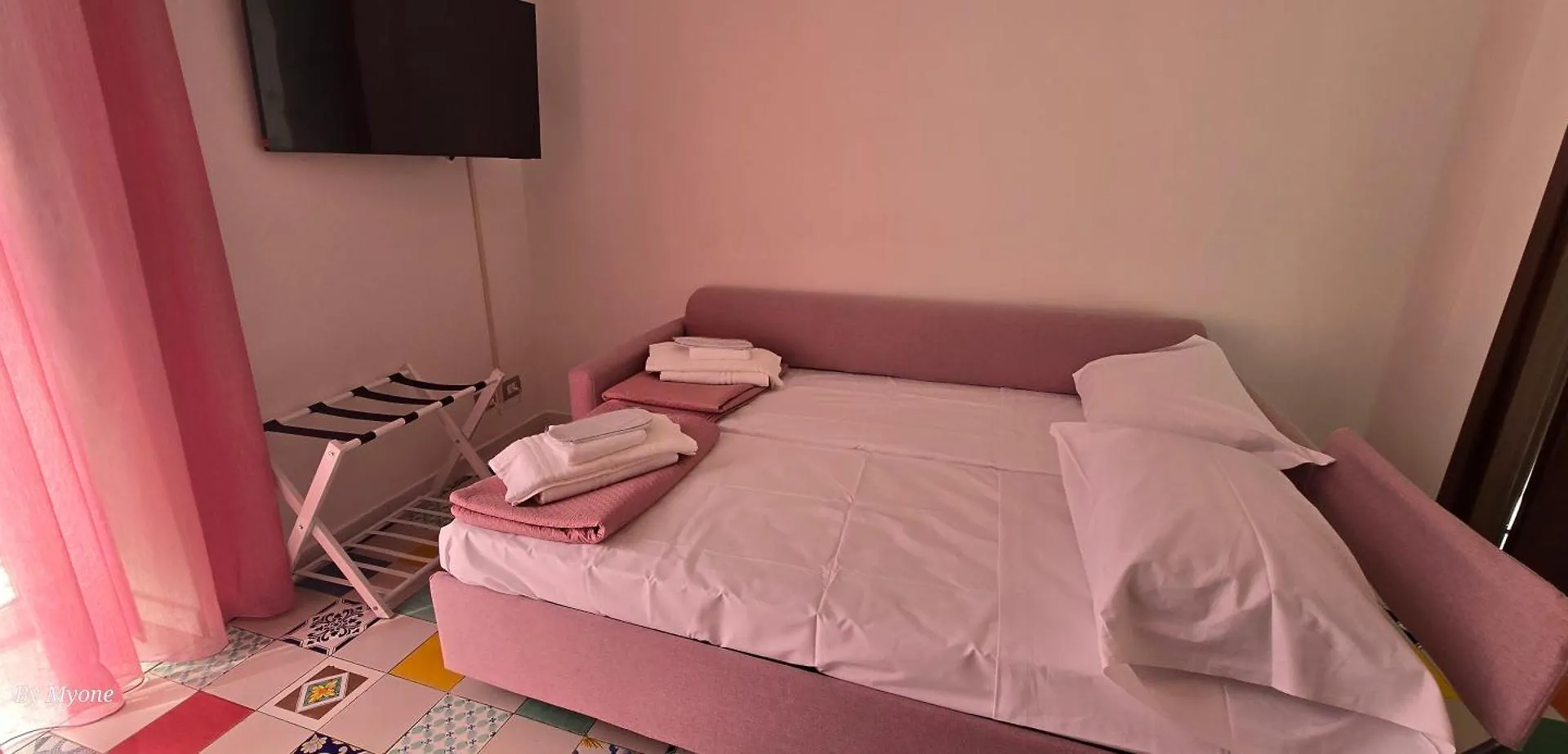 Appartamenti La Dimora Di Parthenope Centro Storico Naples Aparthotel